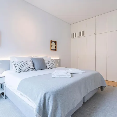 Modern Rustic Flat In Santos By Lovelystay Lisbon Exterior photo